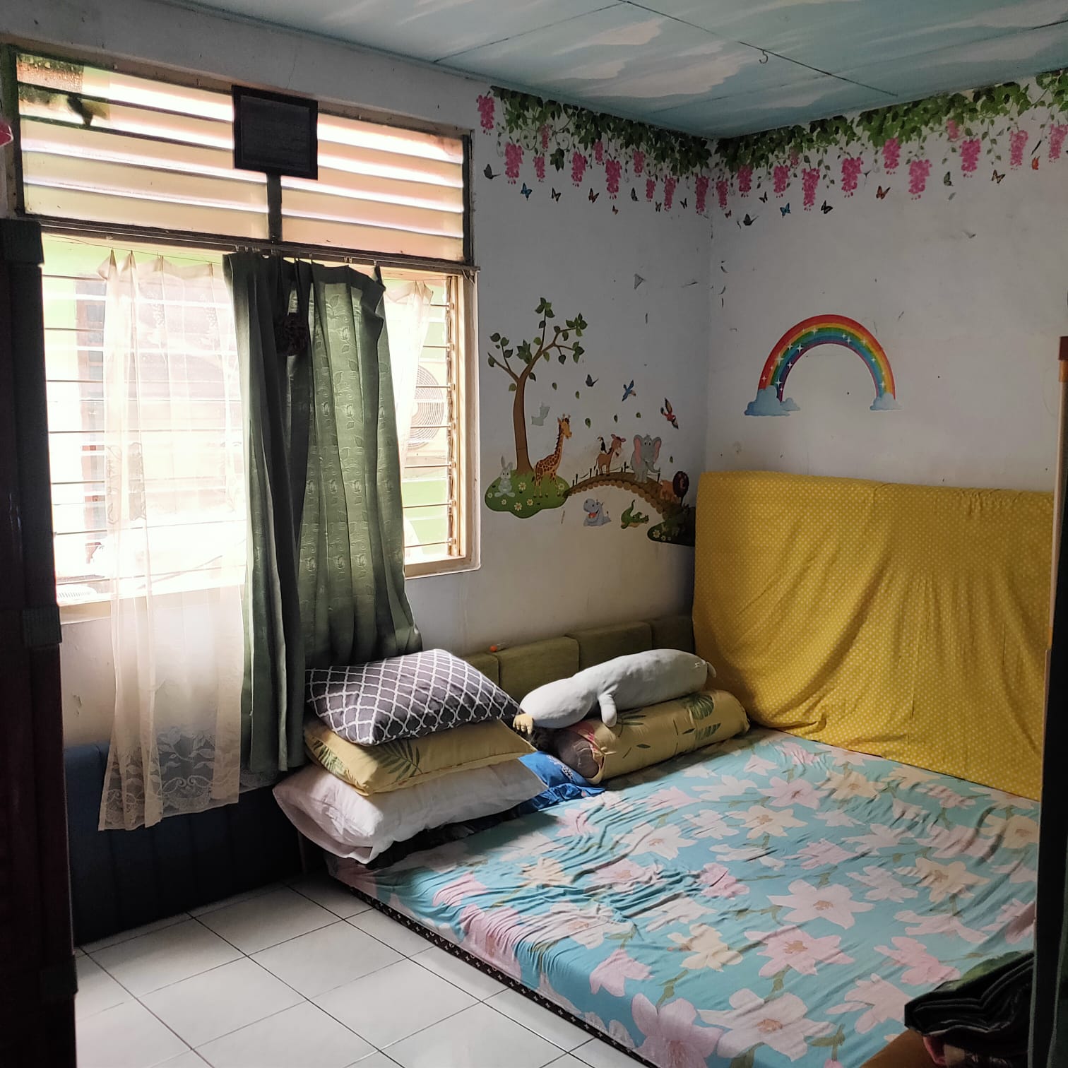 Jual rumah lama di komplek TVRI di Palmerah, Jakarta Barat