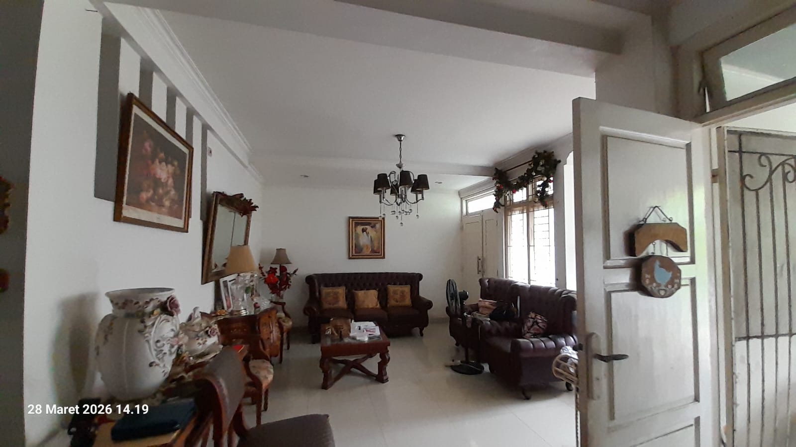 Dijual Murah Rumah Bagus 2 Lantai Sudah SHM di Perumahan Jakasam