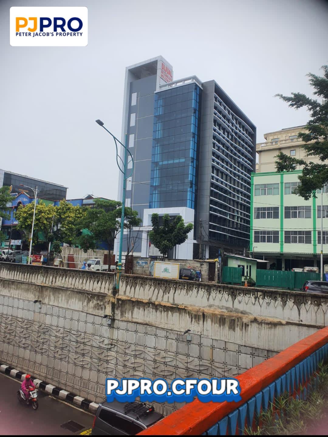 Dijual Gedung Cocok untuk Investasi di Mampang Prapatan