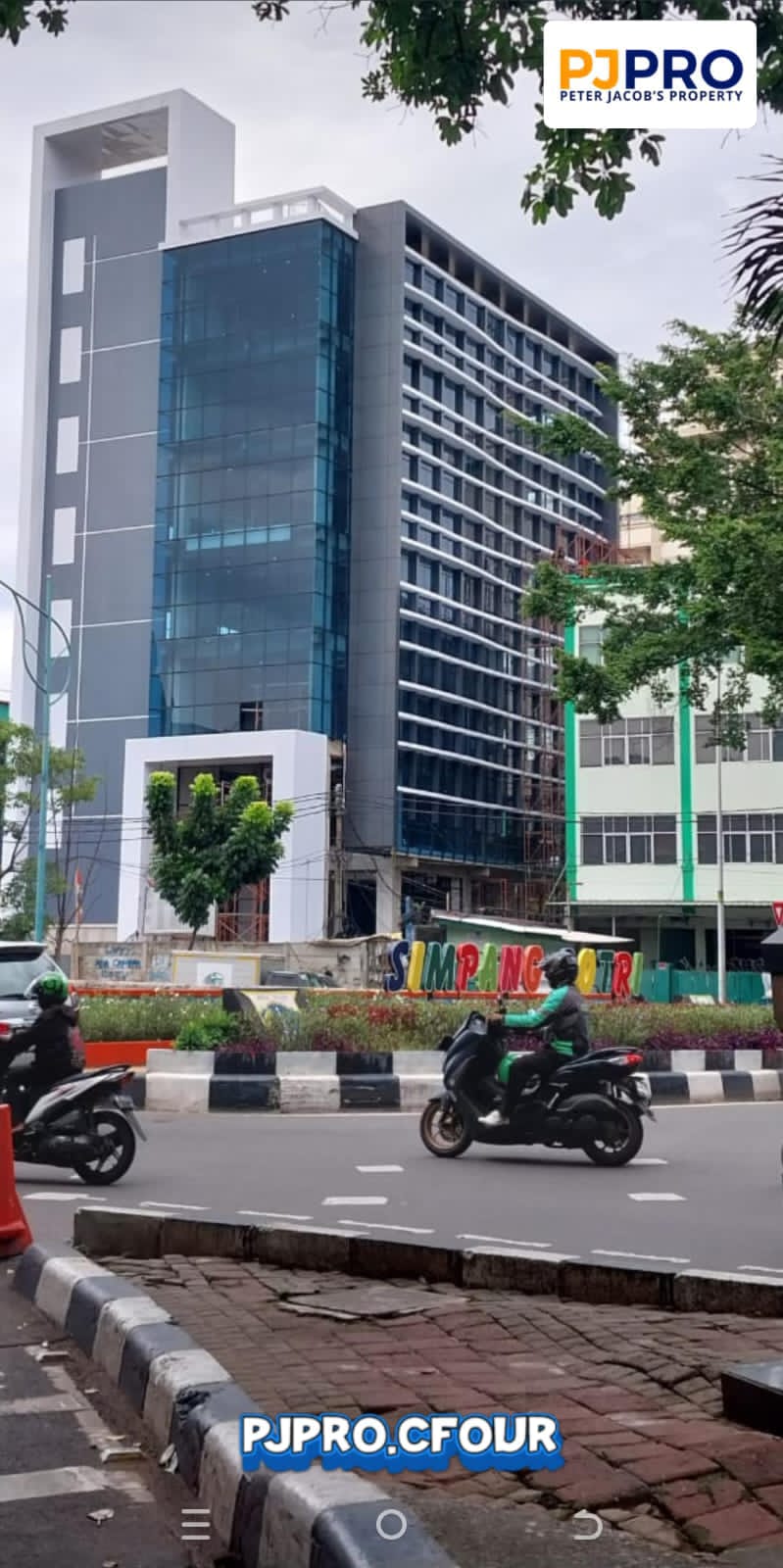 Dijual Gedung Cocok untuk Investasi di Mampang Prapatan