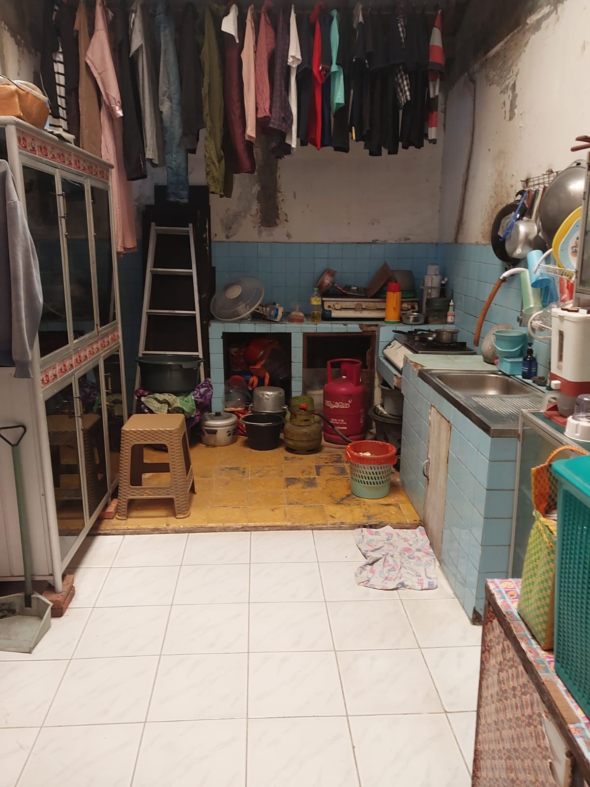 Jual cepat bu rumah 1 lantai Srengseng , Kembangan, Jakarta Bara