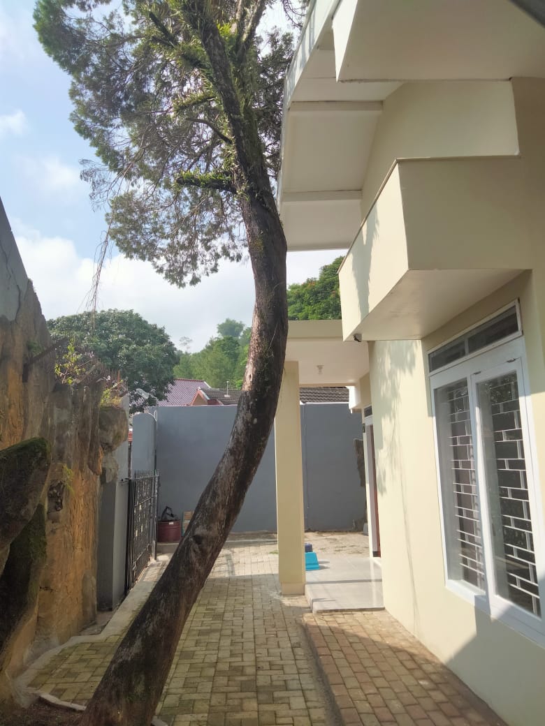 Villa Murah Dijual di Batu, Lokasi Strategis dan Nyaman!