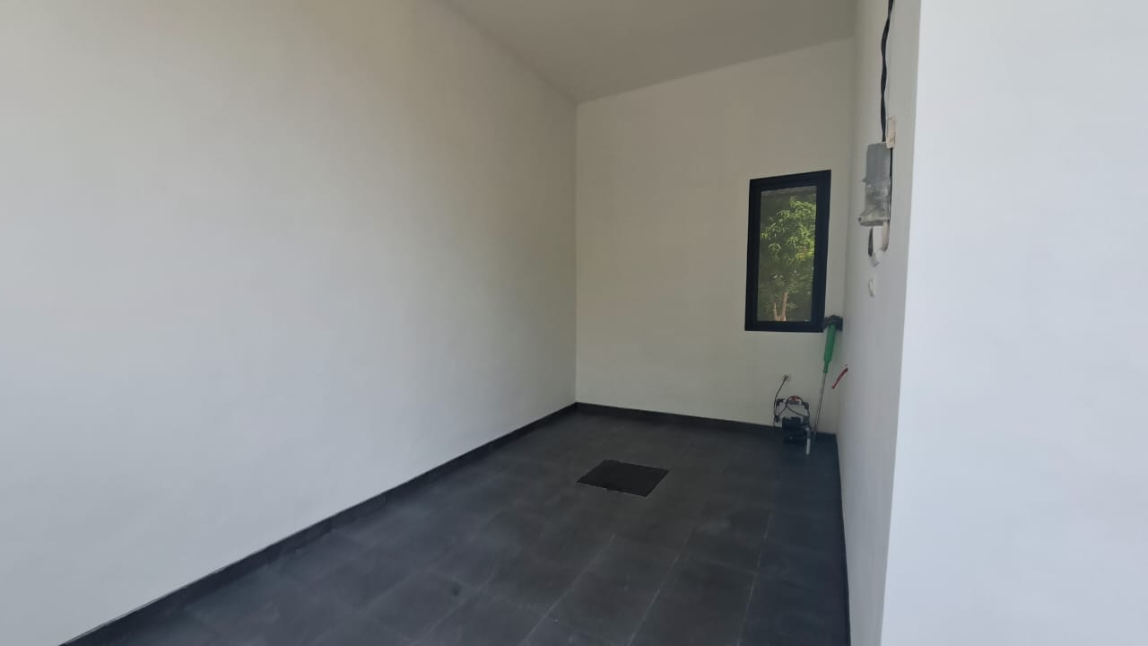 RUMAH 2 LANTAI NEW DI BABATAN PANTAI, SELANGKAH KENJERAN