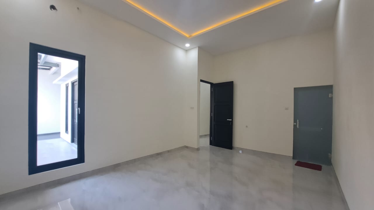 RUMAH 2 LANTAI NEW DI BABATAN PANTAI, SELANGKAH KENJERAN