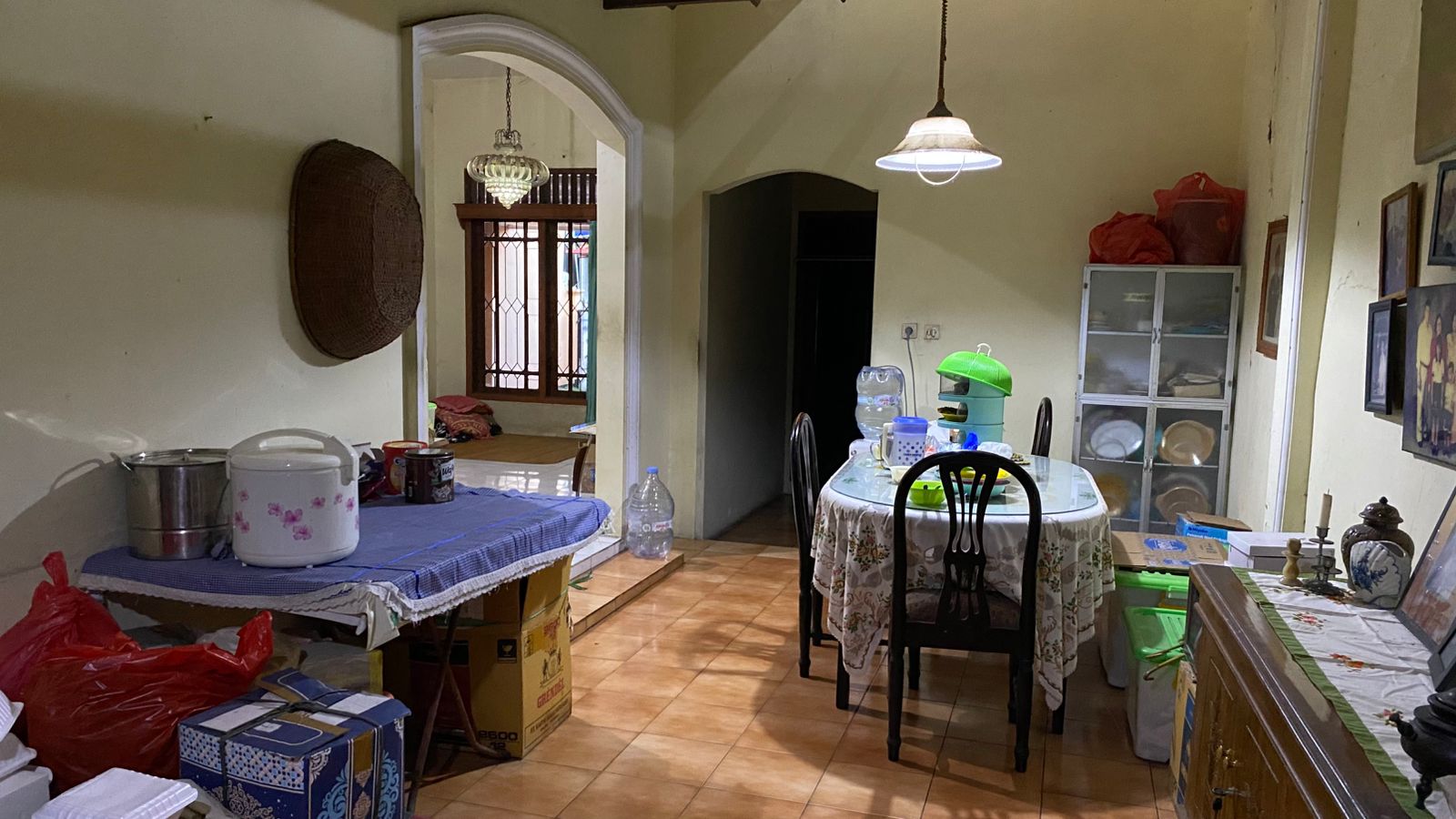 Jual Rumah Siap Huni di Area Jl.Raya Tengah, Gedong, Pasar Rebo,
