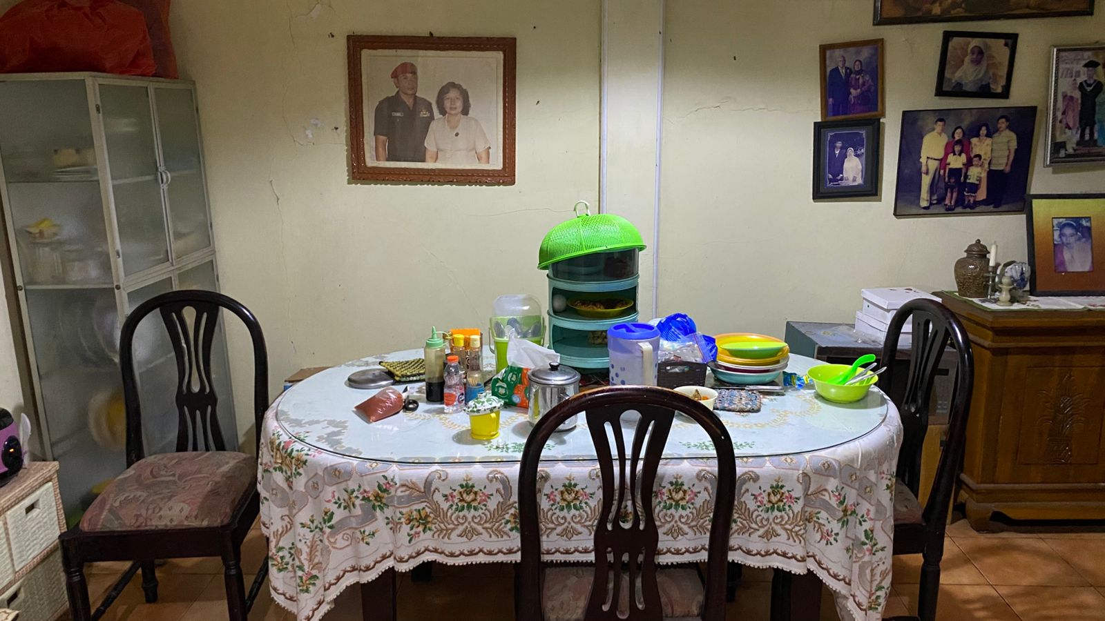 Jual Rumah Siap Huni di Area Jl.Raya Tengah, Gedong, Pasar Rebo,