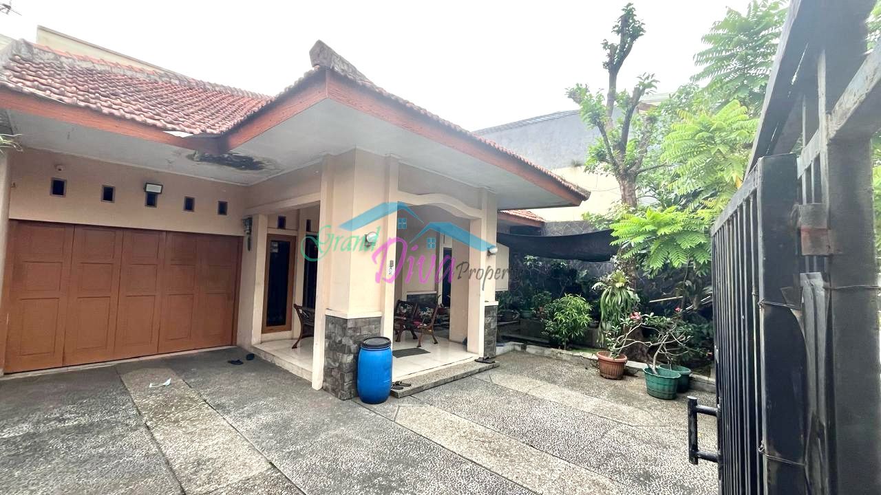 RUMAH LUAS SUDAH SHM DI JALAN CIBULUH TANAH SEREAL KOTA BOGOR