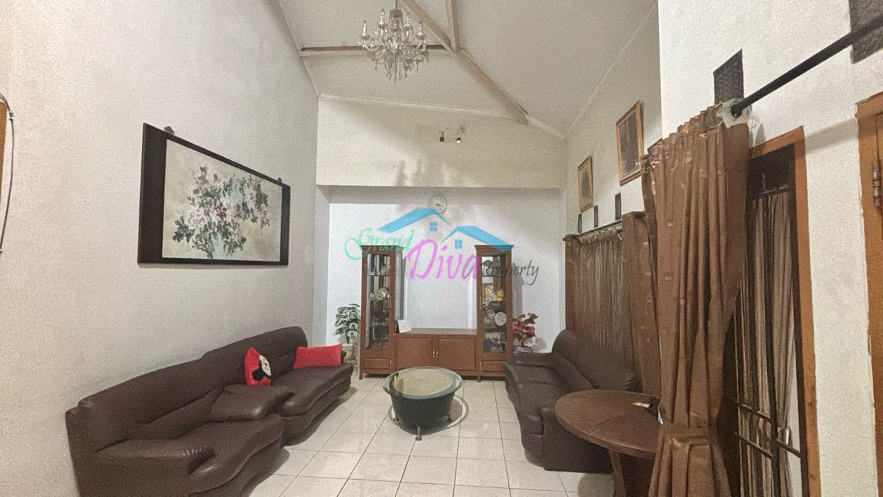 RUMAH LUAS SUDAH SHM DI JALAN CIBULUH TANAH SEREAL KOTA BOGOR