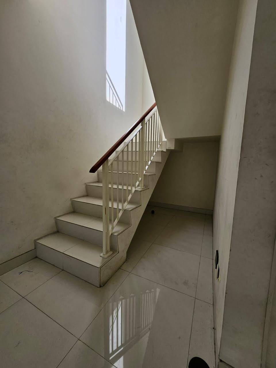 Dijual Rumah MURAH GRAND PAKUWON Cluster Adelaide Surabaya Barat