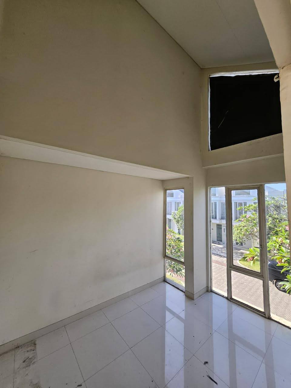 Dijual Rumah MURAH GRAND PAKUWON Cluster Adelaide Surabaya Barat