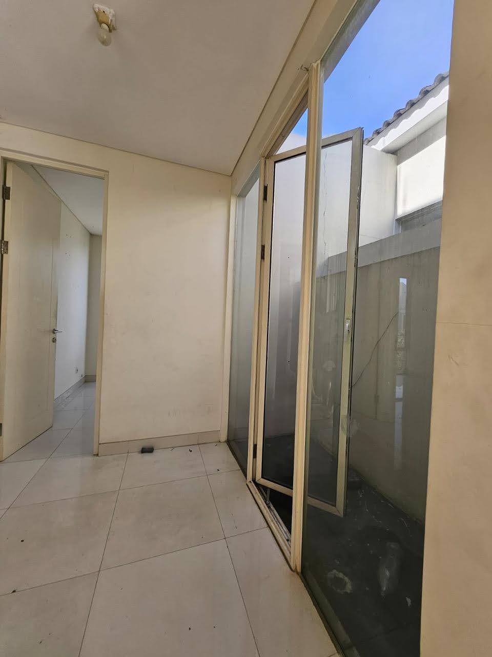 Dijual Rumah MURAH GRAND PAKUWON Cluster Adelaide Surabaya Barat