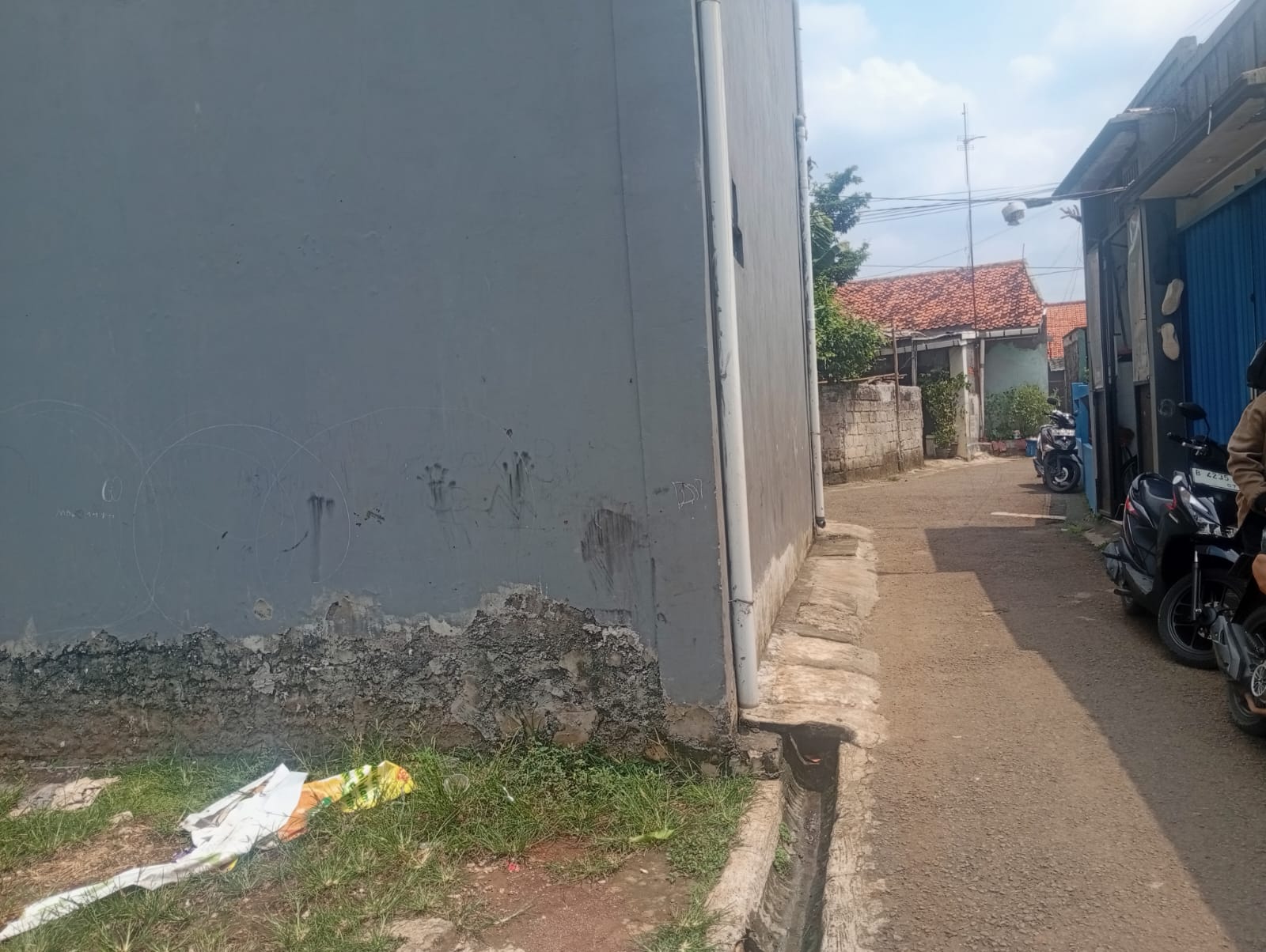 Jual Murah tanah 100 m2 dekat Jl M Nasir Cilodong