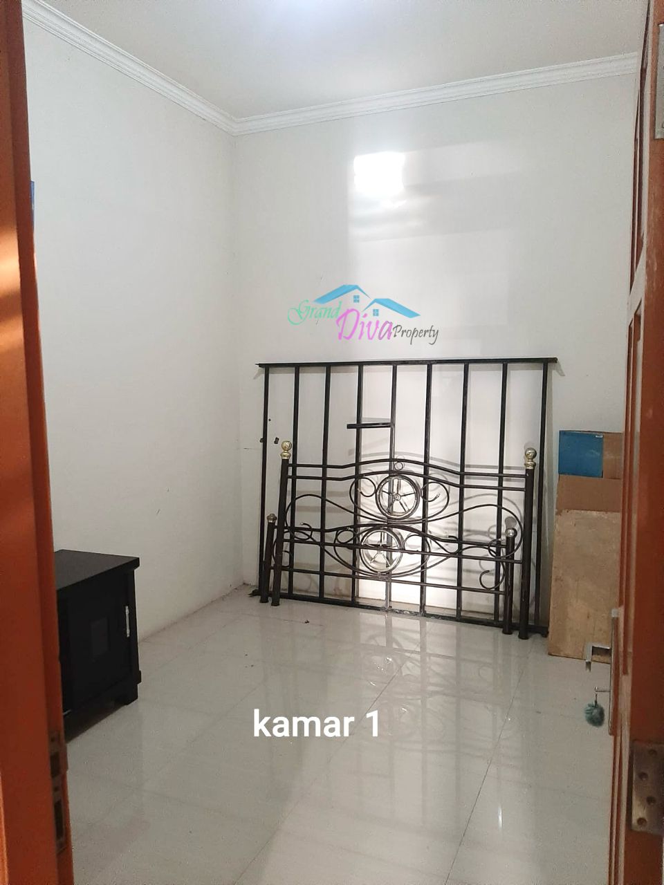 Dijual Rumah dengan 4 Kamar Tidur di Perum Pondok Mitra Lestari