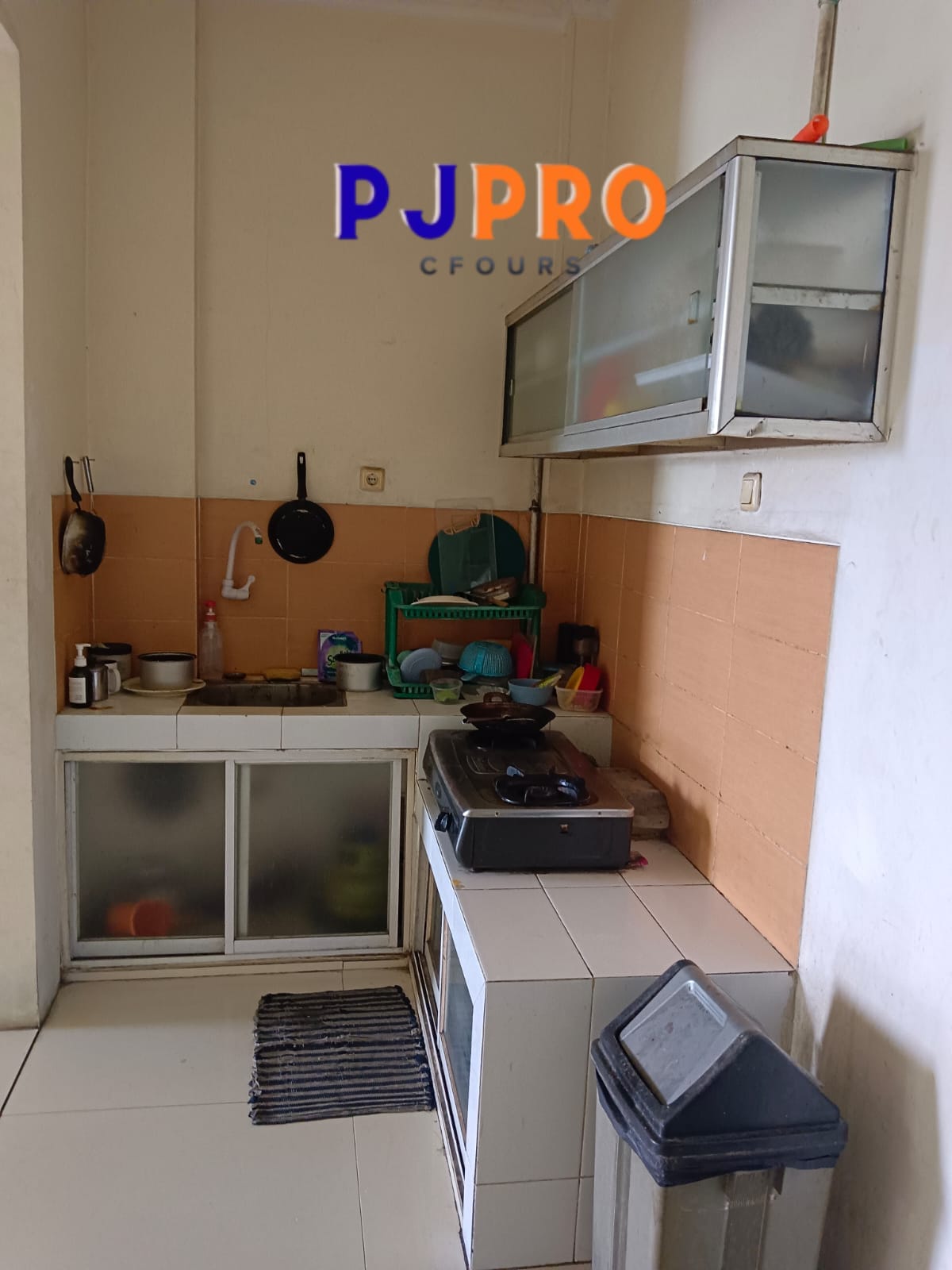 Dijual Ruko Murah dengan 20 Kamar Kosan di Mega Boulevard Bekasi