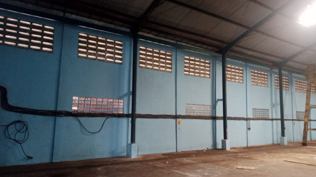 Jual gudang kosong luas dan siap pakai di Al Mujahiddin, Bekasi