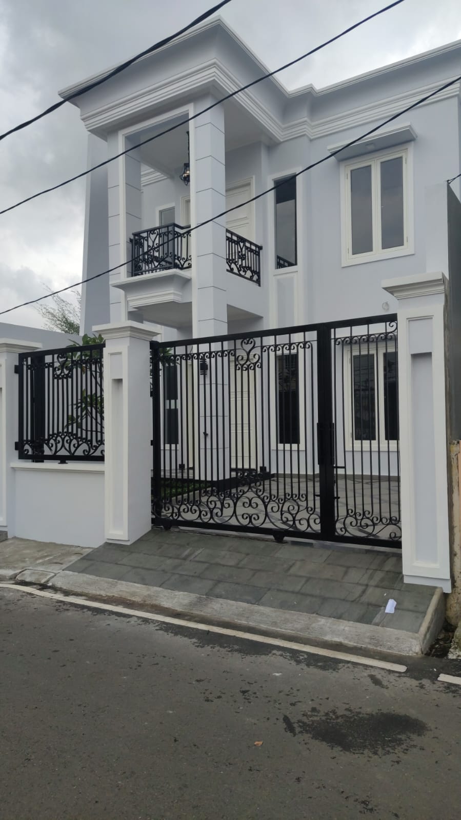 Jual Rumah Baru Komplek di Pondok Bambu, Duren Sawit, JakTim