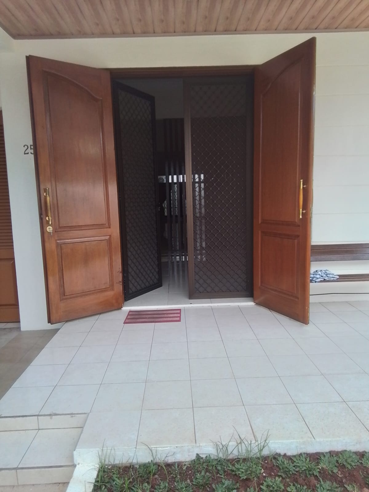 Sewa Rumah Komplek Bisa Kantor di Cilandak, Jakarta Selatan