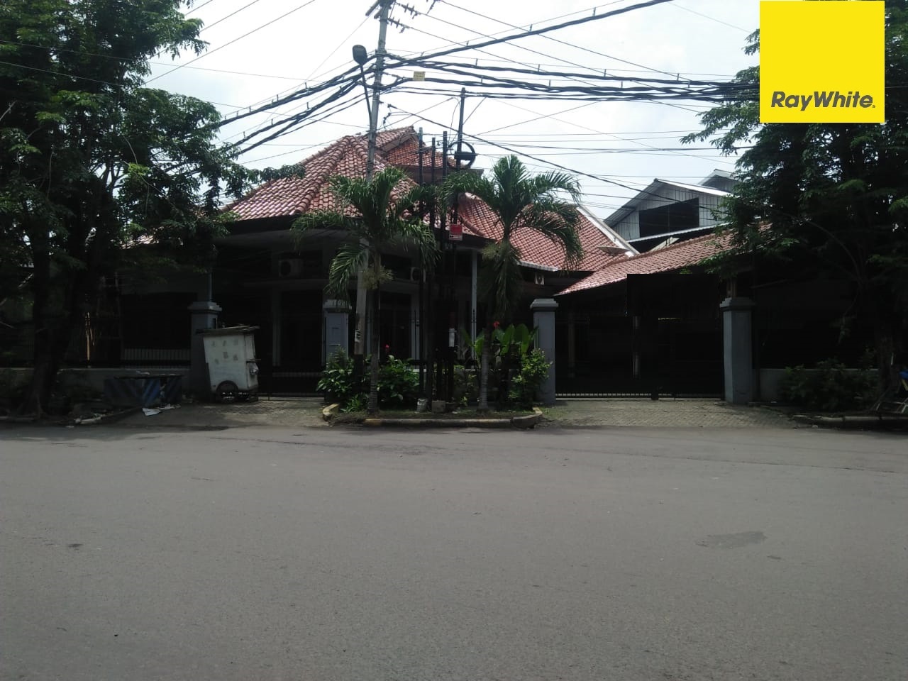 Rumah Dijual di Jalan Perak Barat Surabaya