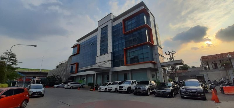Jual Gedung 4 Lantai di Ciledug Kebayoran Jakarta Selatan