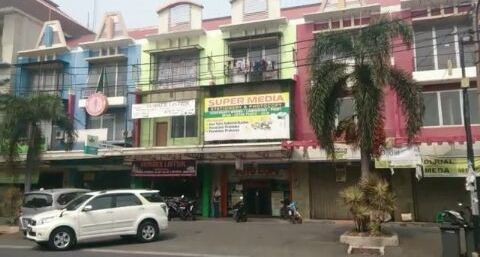 Dijual ruko 2 5 Lt Boulevard Hijau Harapan Indah Bekasi