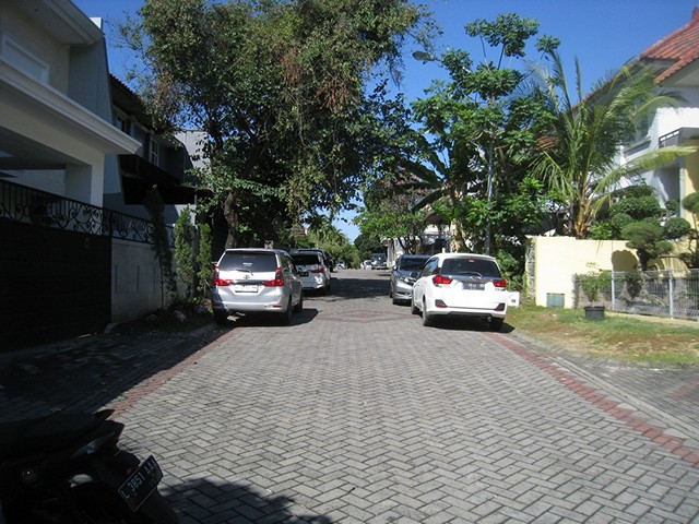 Rumah Furnished di Vila Bukit Indah, Pakuwon Indah, Surabaya