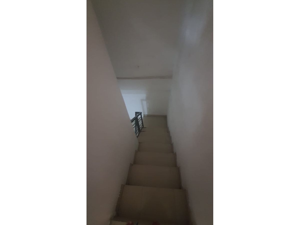 Dijual Rumah Strategis Dalam Cluster di Lippo Cikarang AG1958