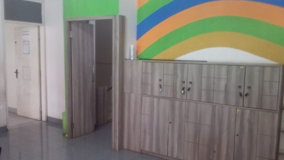 Disewakan Rumah Luas di Duren Sawit, Jakarta Timur PR1911