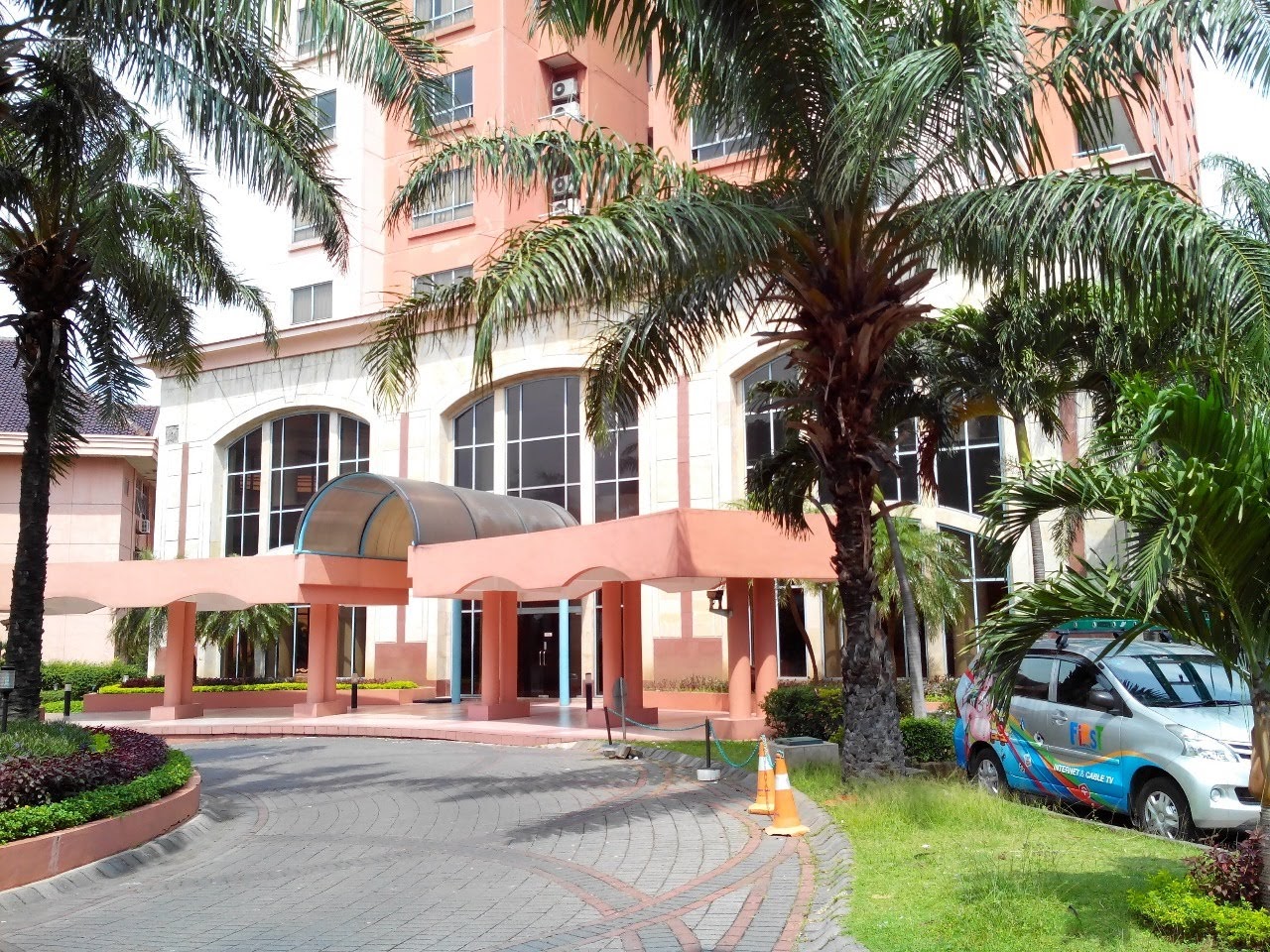 dijual apartemen beverly hill surabaya