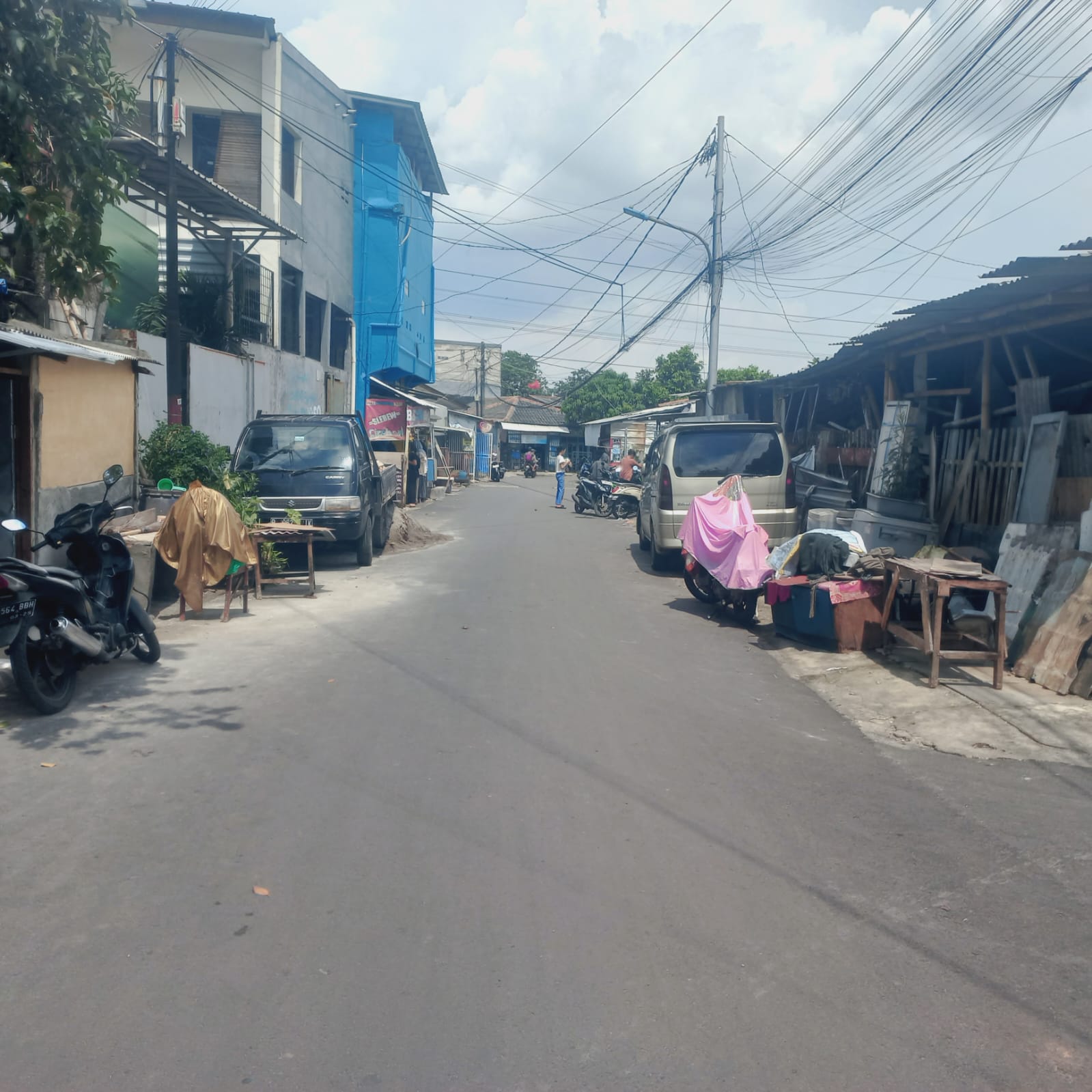 Rumah Siap Bongkar Masuk Komplek, 2 Km Ke Rsud Cengkareng