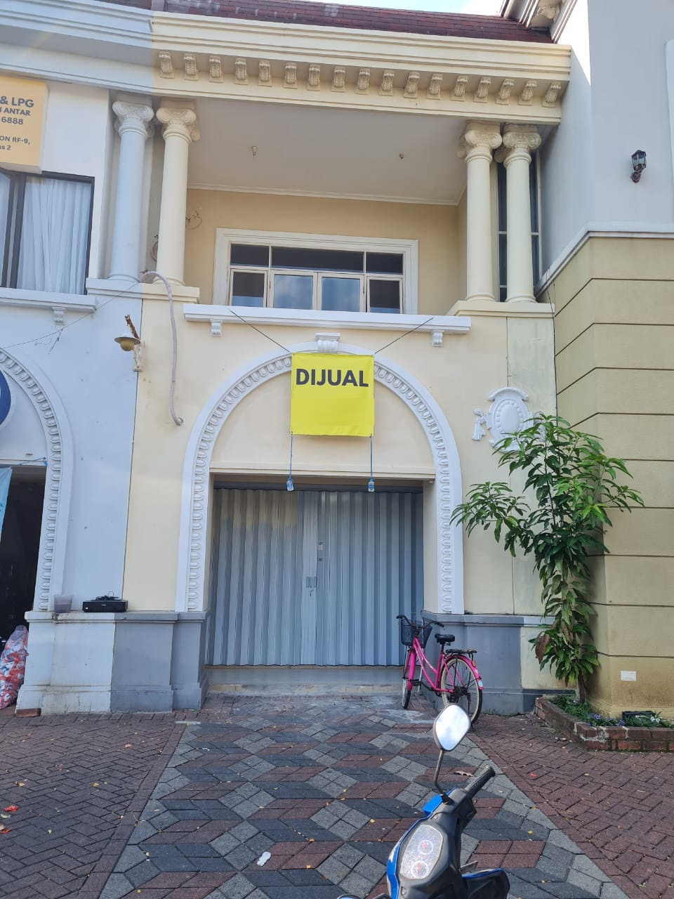 ruko disewakan wisata bukit mas surabaya