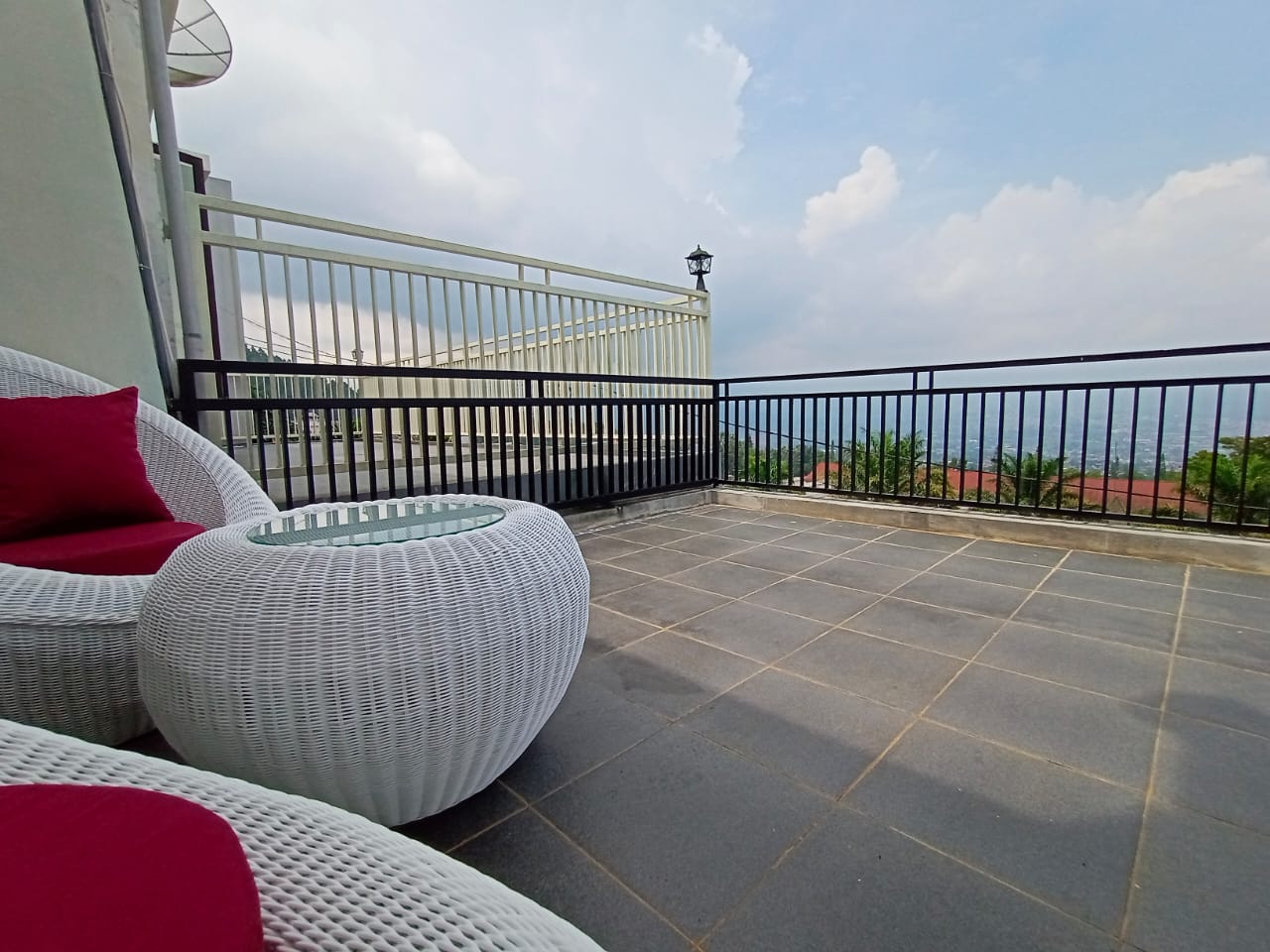 Disewakan Villa di Kawasan Wisata Kota Batu [HARGA PER MALAM]