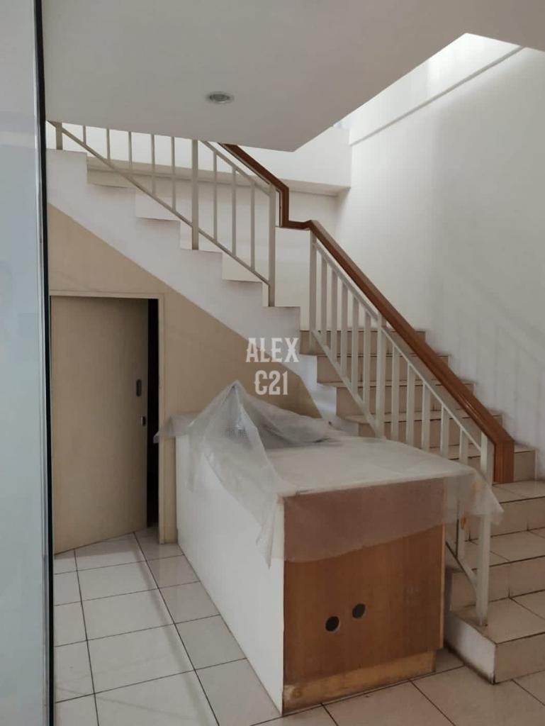 ruko Belmont Residences jl.lapangan bola, meruya ilir, jak bar