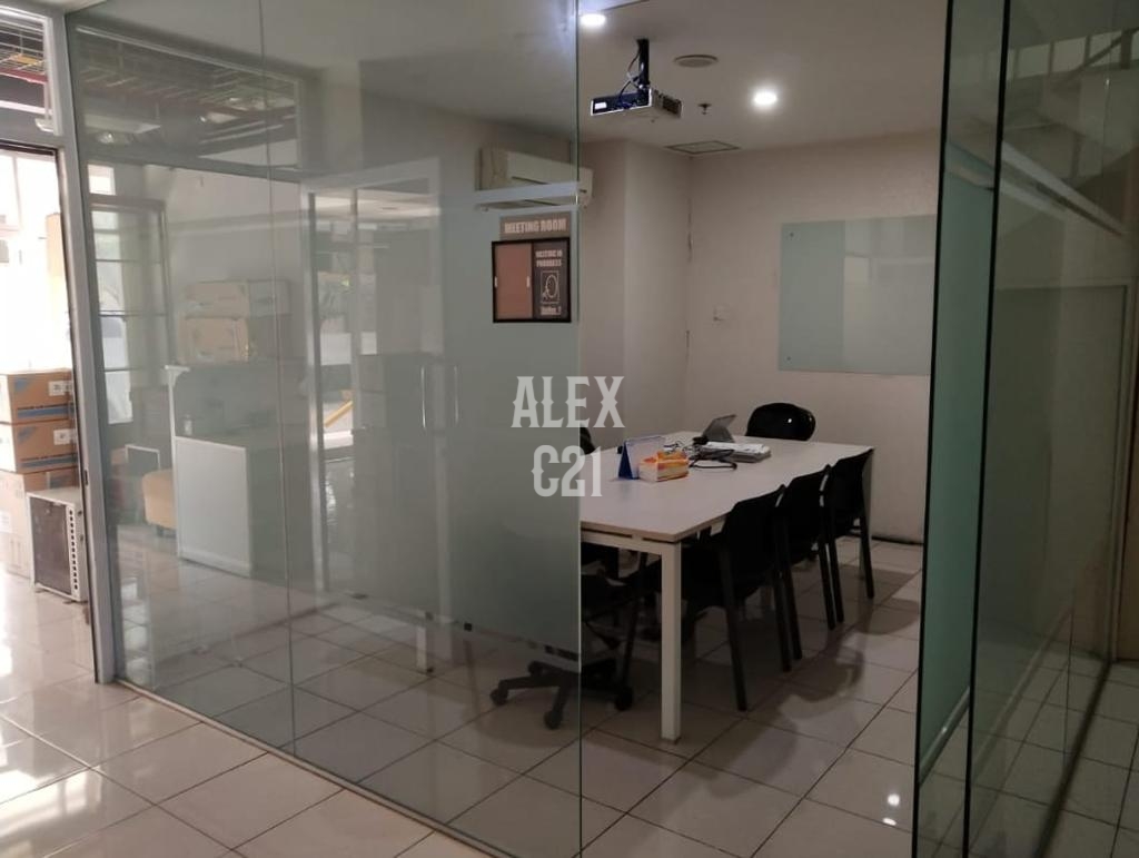 ruko Belmont Residences jl.lapangan bola, meruya ilir, jak bar