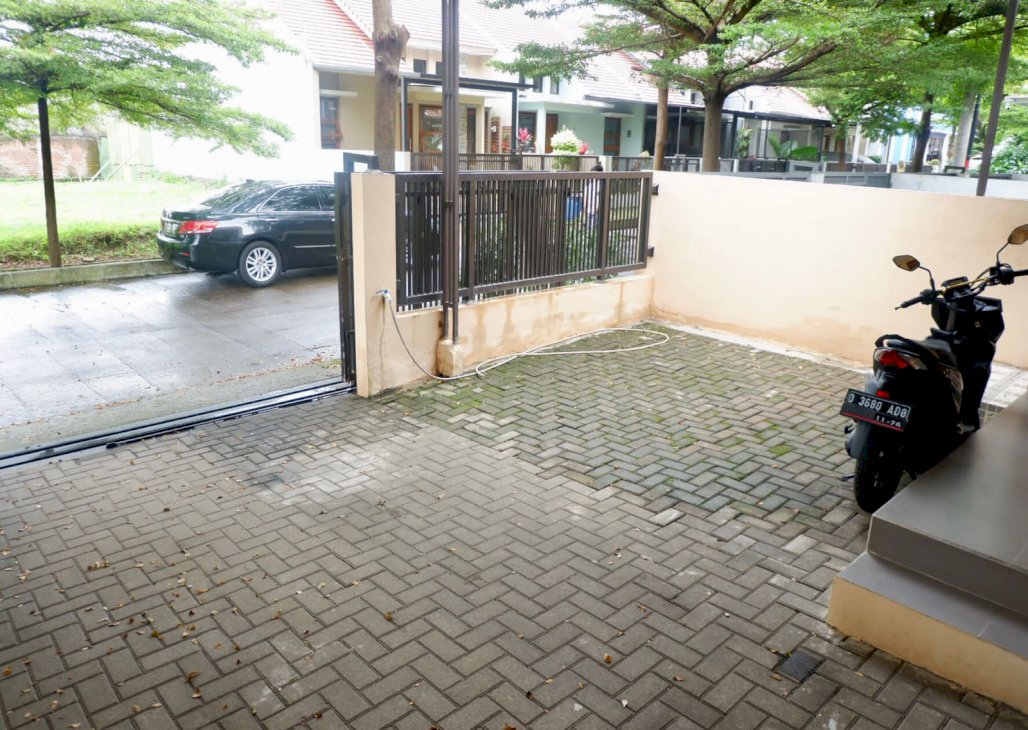 Dijual Rumah Over Kredit Cisaranten Arcamanik