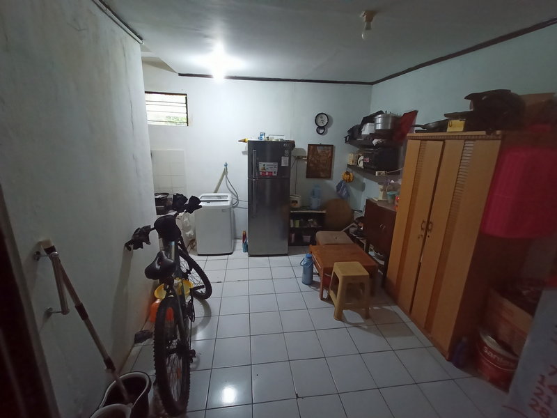 Hidup Nyaman di Bandung: Rumah SHM dengan Teras Gazebo