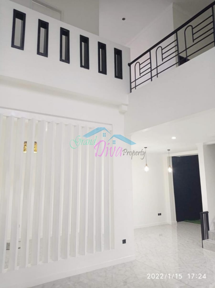 RUMAH DI VILLA GALAXY BEKASI SELATAN