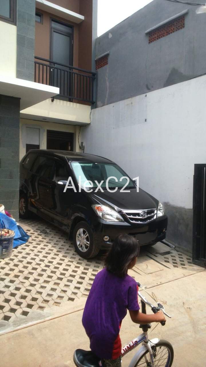 Dijual Cepat Rumah + Kost Dekat Puri Mansion Cengkareng