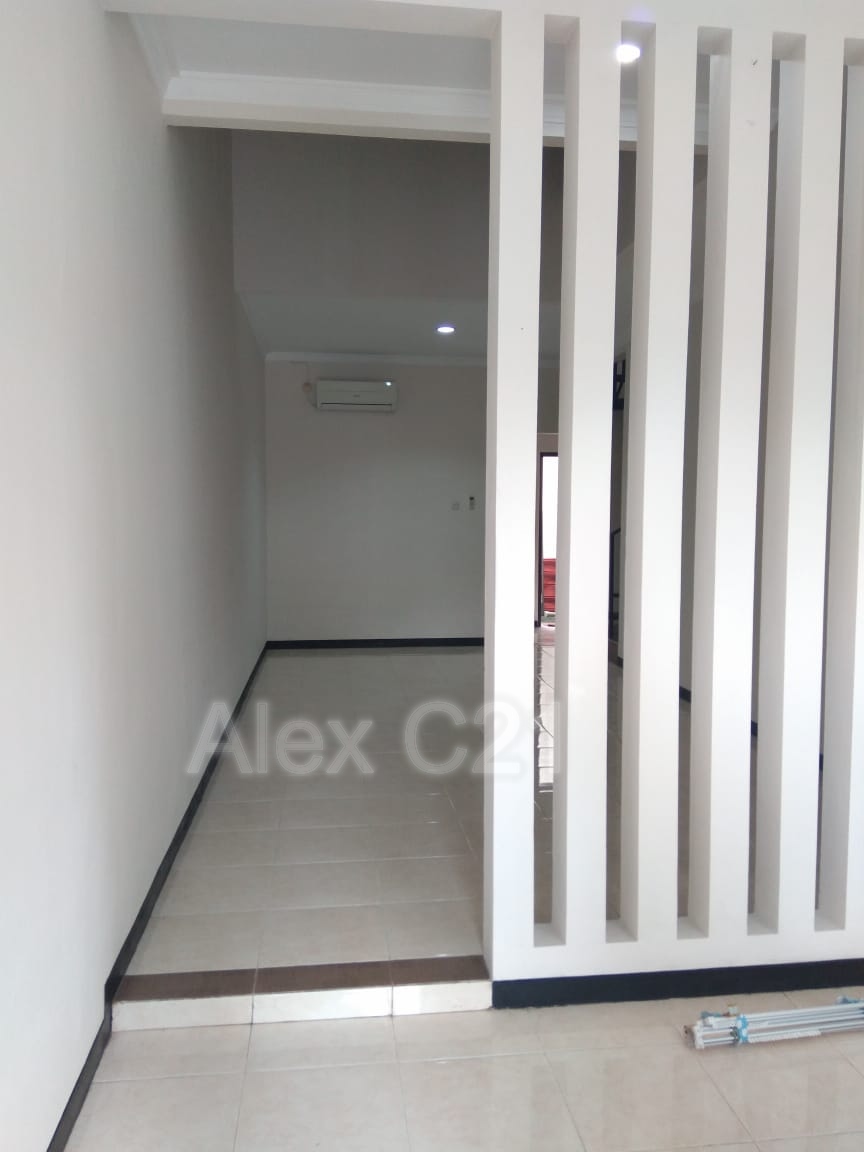 Disewakan Rumah Cantik di Bendungan Hilir, Tanah Abang, Jakarta
