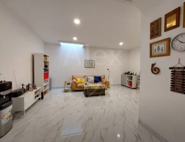 Dijual Rumah 2 Lantai di Cengkareng, WTS Rumah Citra 2