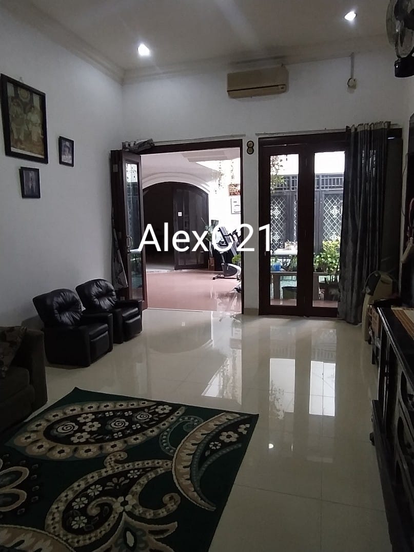 Di jual cepat rumah secondary non cluster/semi cluster di Jaksel