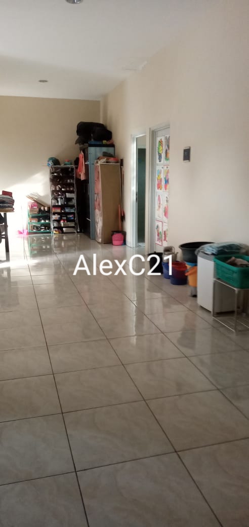 Dijual rumah + ruang usaha di Tomang, Grogol Petamburan, Jakarta