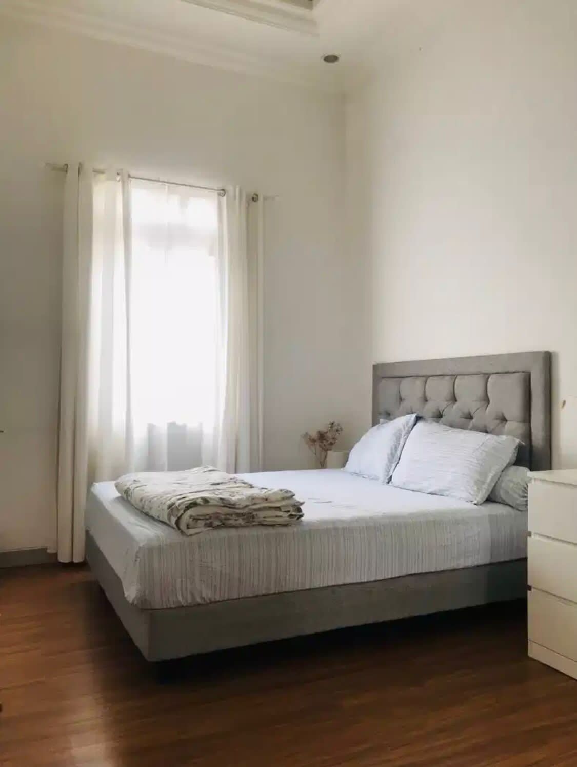 Jual rumah minimalis Bergaya Scandinavian di Mustika Jaya, Bks