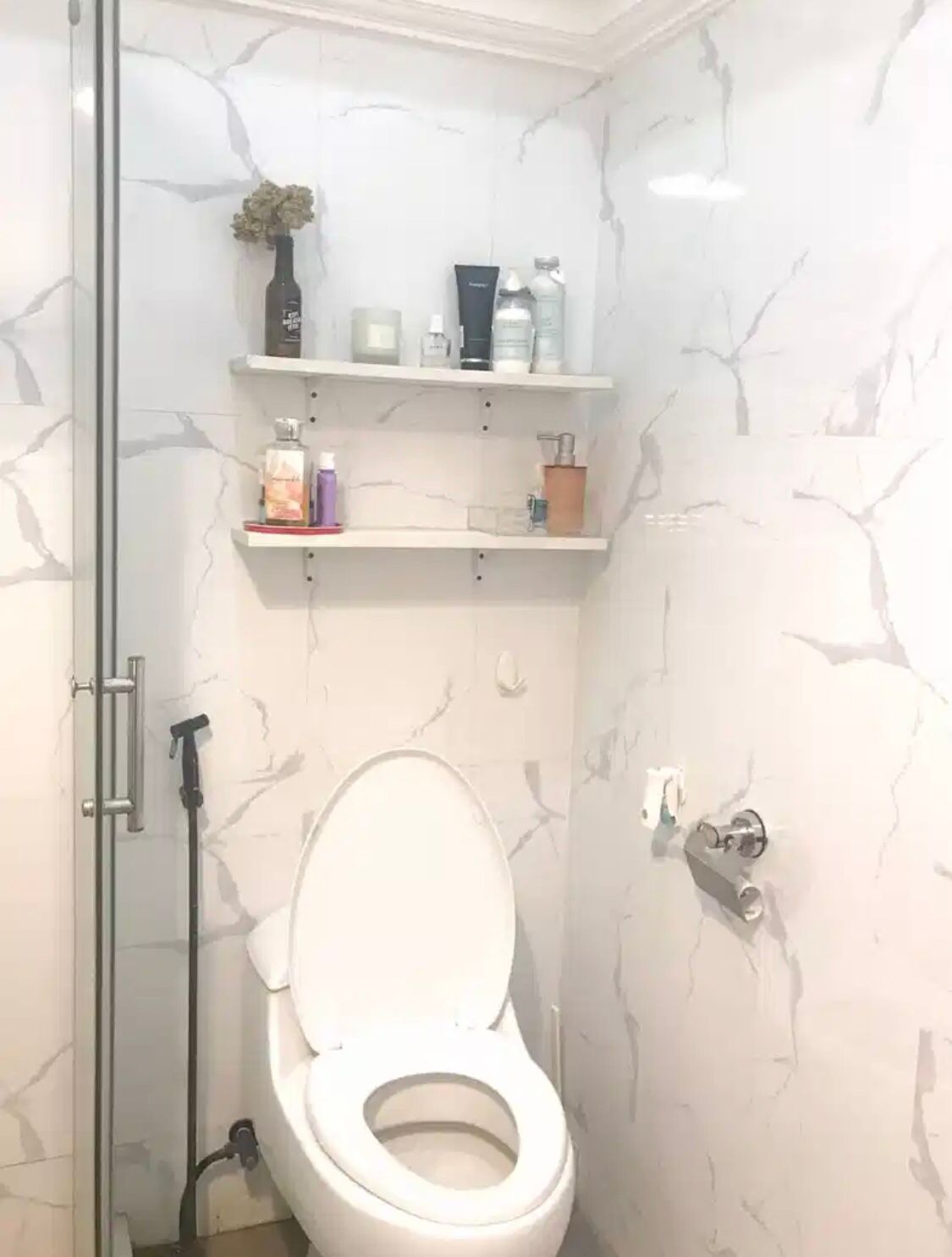 Jual rumah minimalis Bergaya Scandinavian di Mustika Jaya, Bks