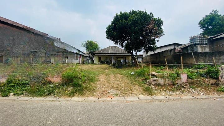 Dijual kavling tanpa hitung bangungan di daerah Gn Putri - Bgr
