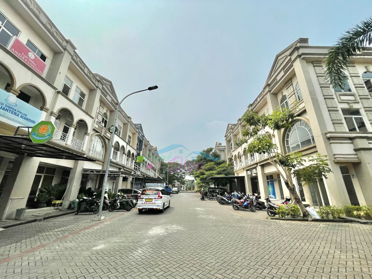 RUKO GANDENG DI ROSE GARDEN GRAND GALAXY CITY MURAH BANGET