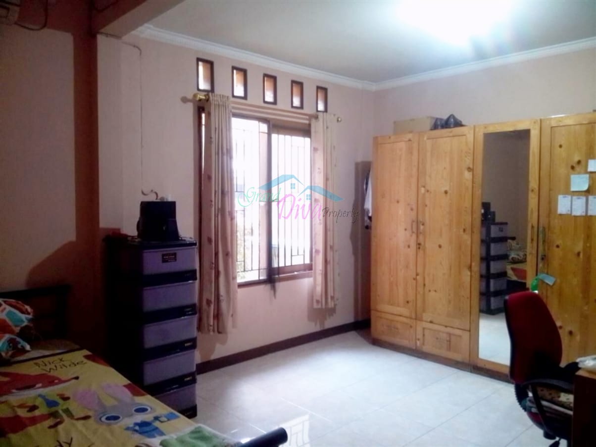 RUMAH DI PERSADA KEMALA BEKASI BARAT