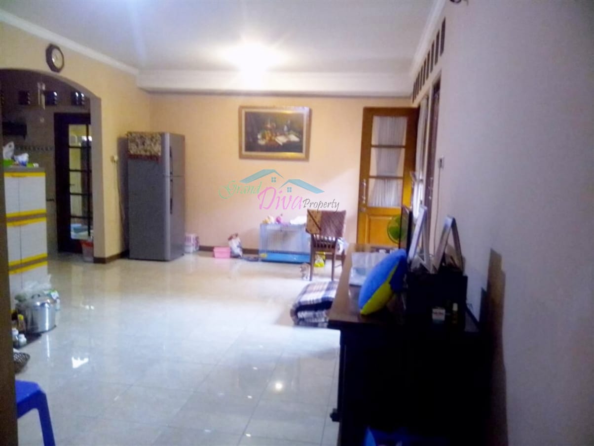 RUMAH DI PERSADA KEMALA BEKASI BARAT