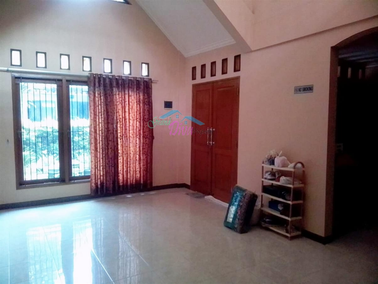 RUMAH DI PERSADA KEMALA BEKASI BARAT