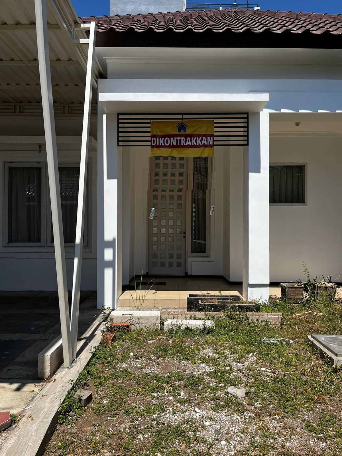 rumah disewakan royal ketintang surabaya
