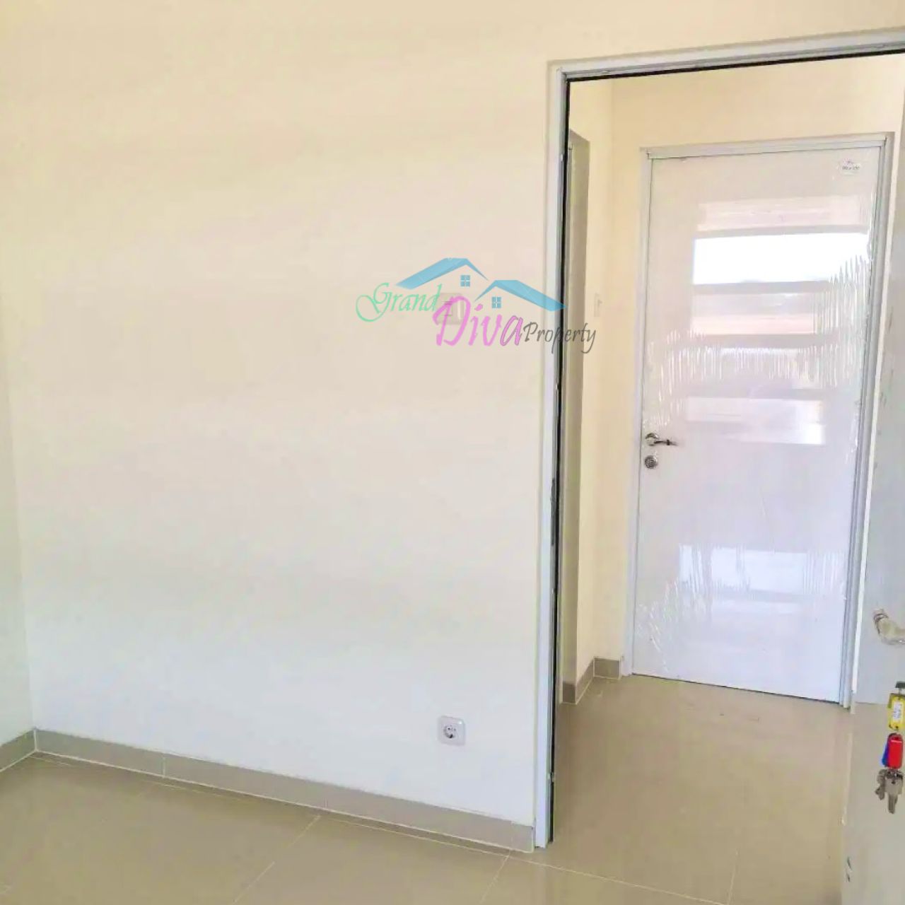 Rumah Posisi Hook Di Cluster Ruellia The Spring Garden Metland